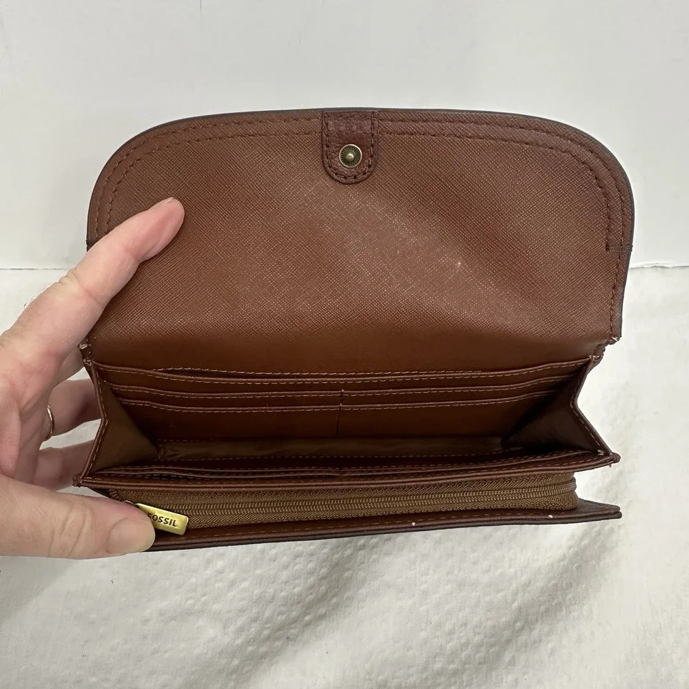 Brown Fossil Cleo Clutch Wallet - Genuine Cow Hide Leather Coin purse Pebbled 8